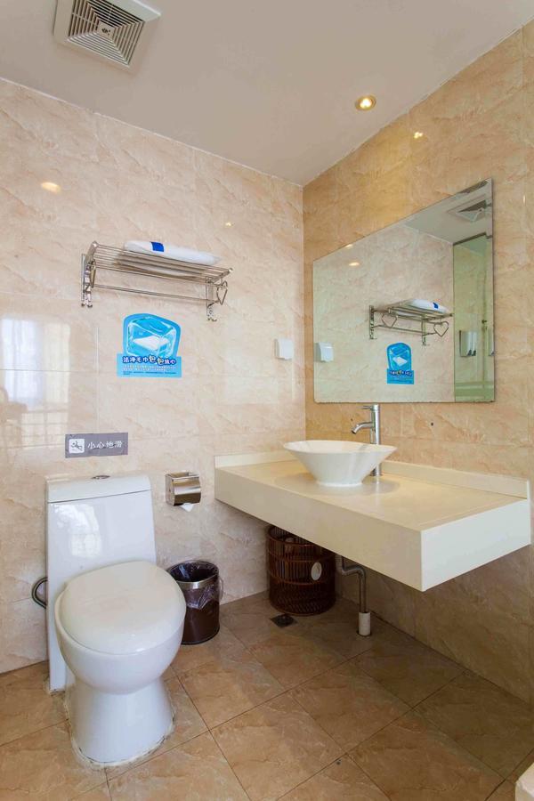 7Days Inn Wuhan Airport Panlong City Exteriör bild
